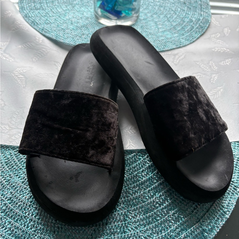 Women's Black Velvet Slides